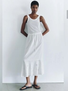 ZARA Embroidered Linen Blend Skirt - NWT